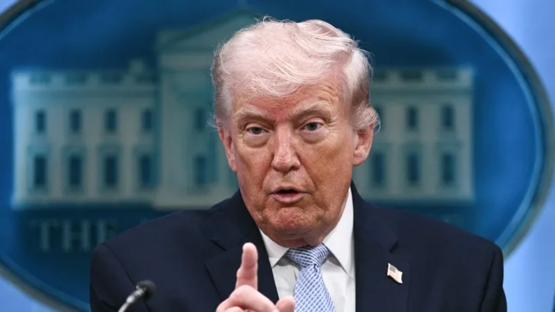 Trump threatens Iran's infrastructure amid Strait of Hormuz tensions