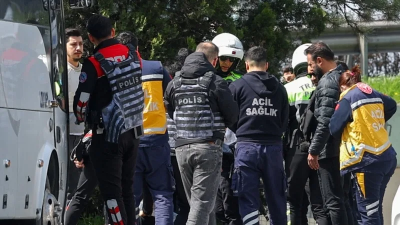 Istanbul Police Kill Two Gunmen at Israeli Consulate Amid Attack