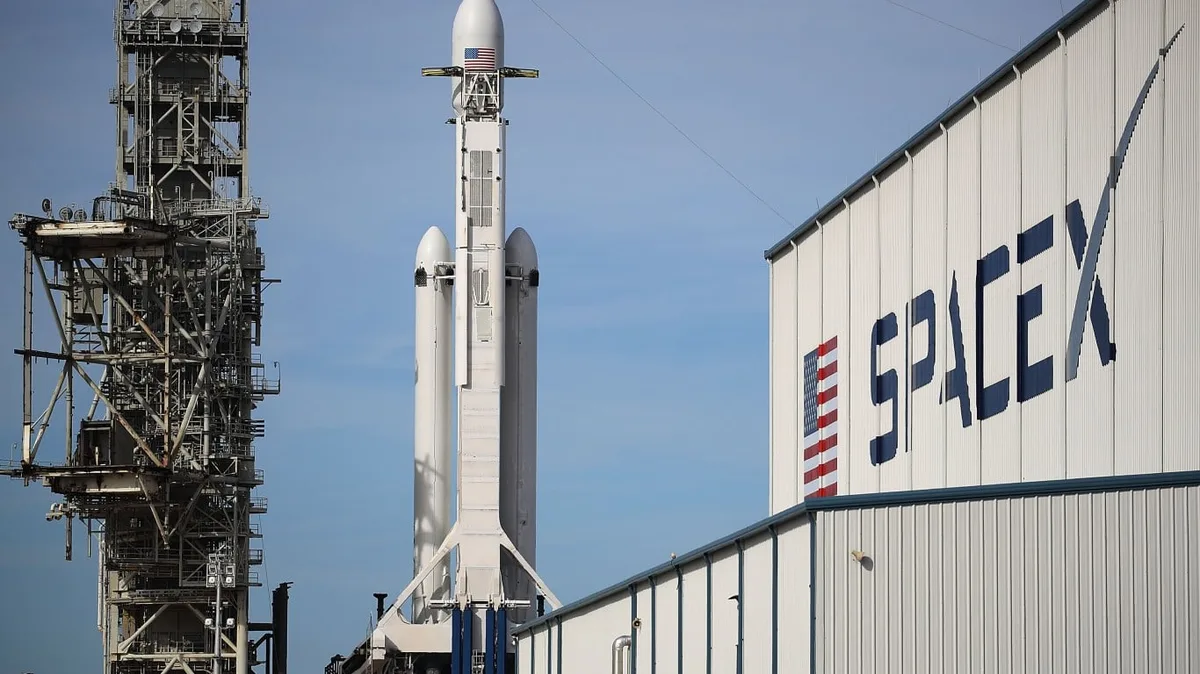 SpaceX plans IPO amid Tesla's market pressure