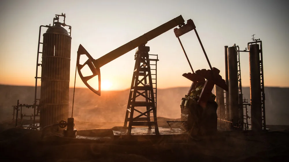 Oil Prices Plunge as US-Iran Truce Reached