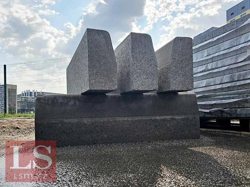 Russia buys Kazakh curbstones amid rising construction demand