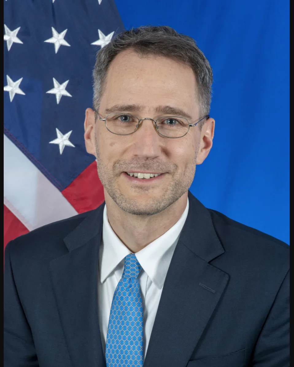 Джоуи Худ подчеркивает уроки США и Ирана на фоне пятинедельного конфликта