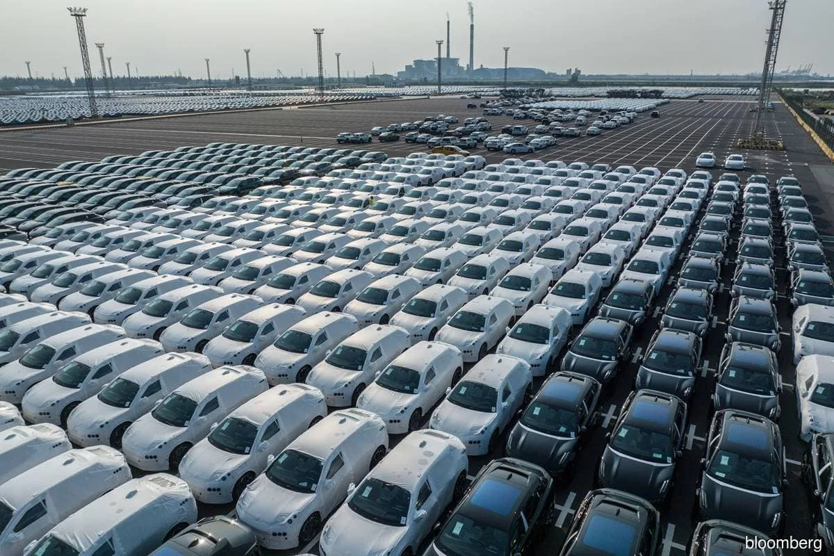 Китай увеличивает экспорт автомобилей, несмотря на кризис на Ближнем Востоке