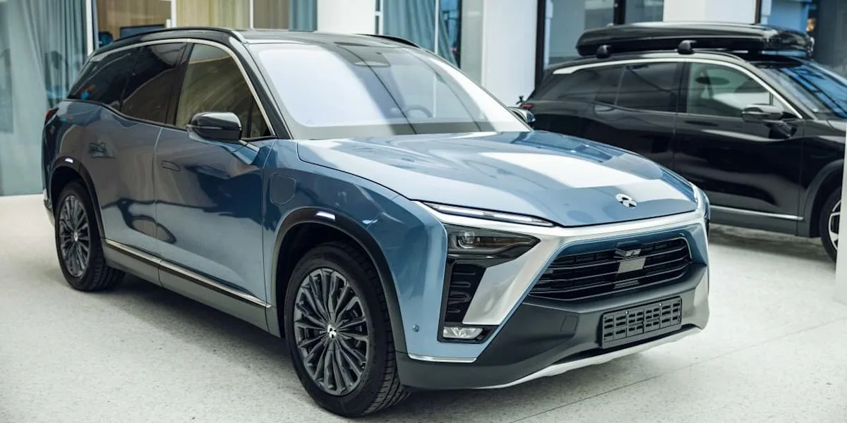 NIO launches ES9 SUV as stock volatility rises