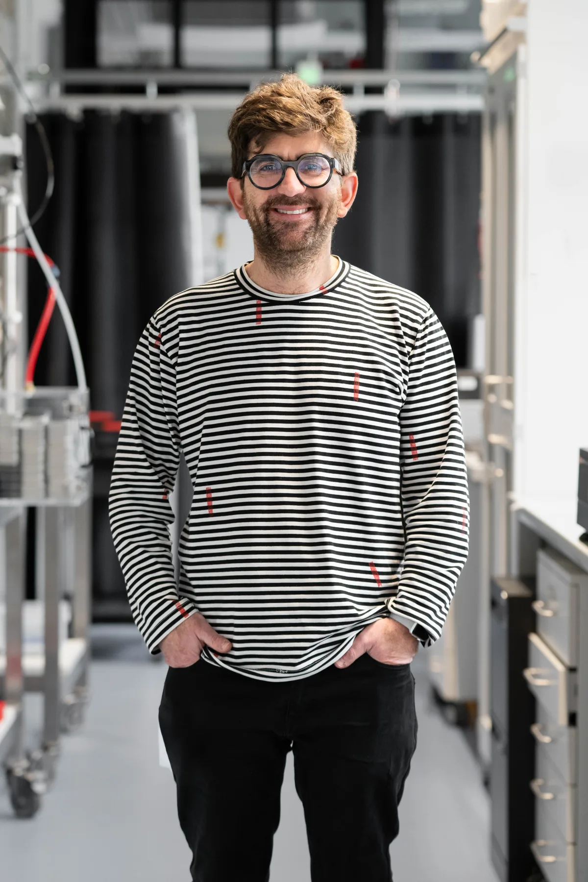 Researchers harness bacteria to spin 3D-printed discs