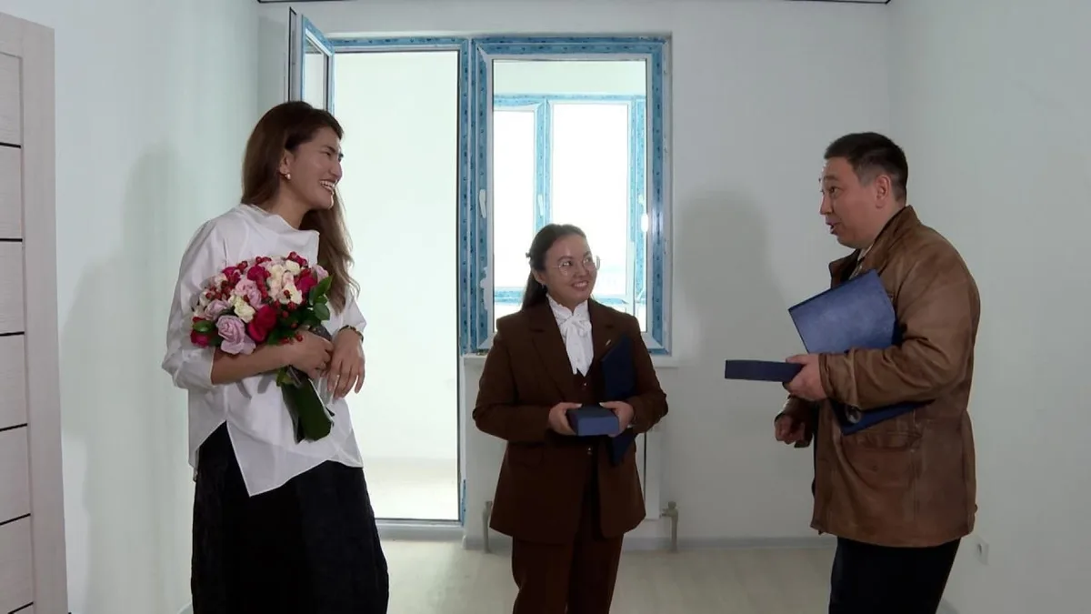 Получившие квартиры казахстанские ученые поделились эмоциями