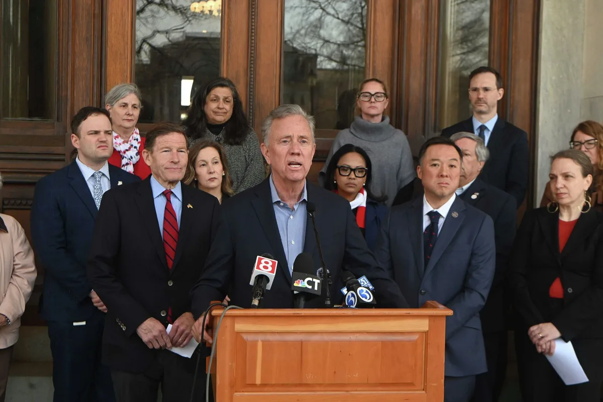 How major US stock indexes fared Friday 4/10/2026