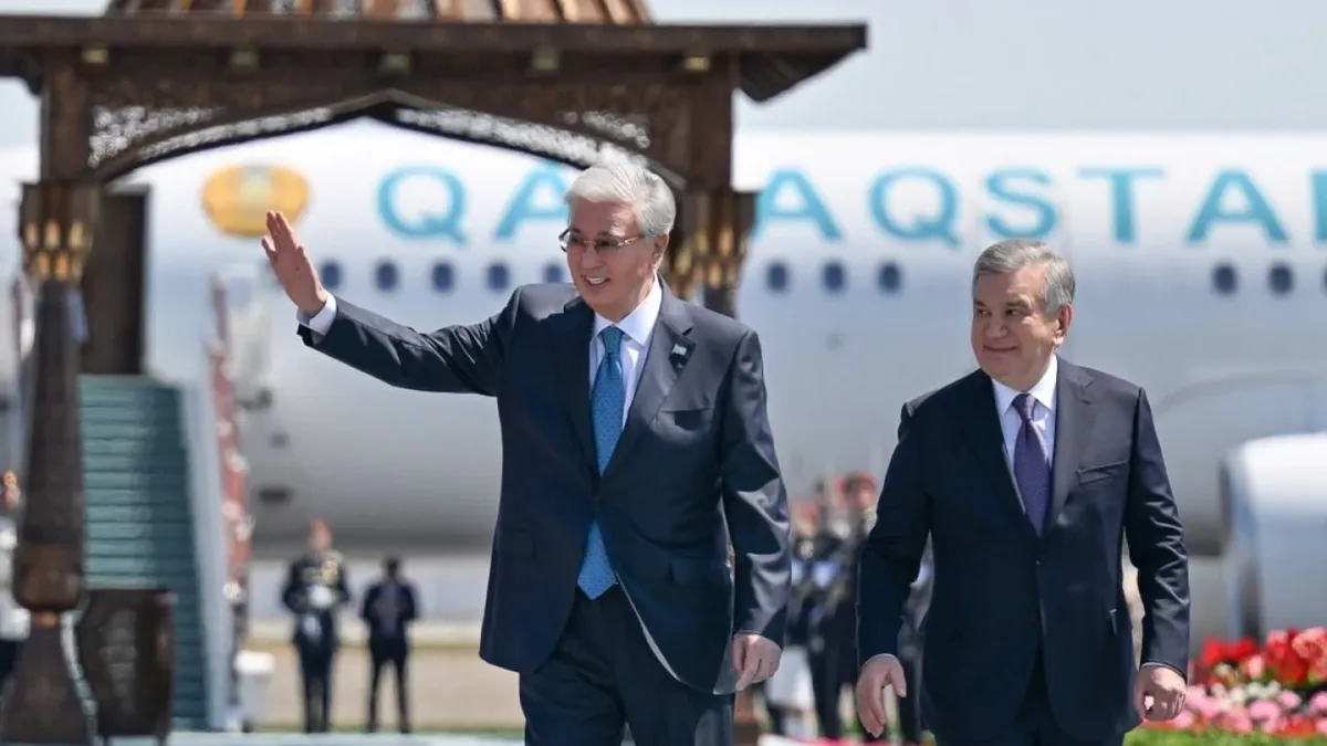 Шавкат Мирзиёев и Касым-Жомарт Токаев встретились в Бухаре