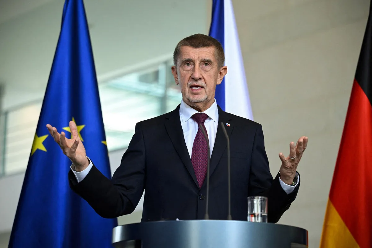 Премьер-министр Чехии Бабиш поддерживает Орбана на выборах в Венгрии