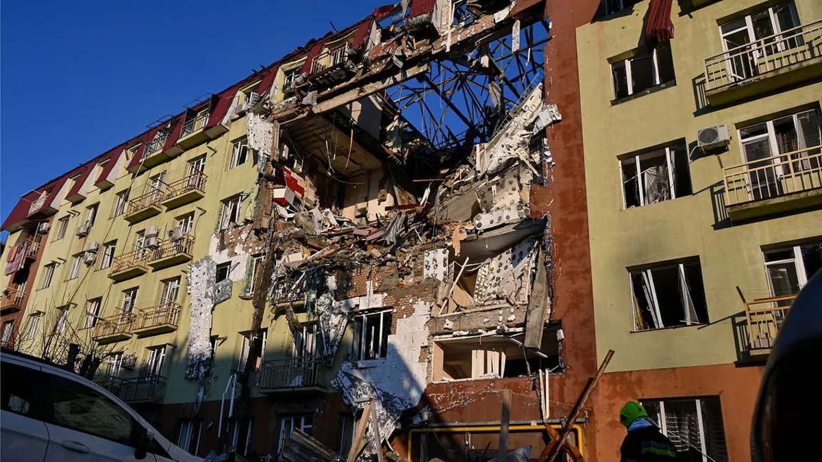 Russia, Ukraine accuse each other of violating Orthodox Easter ceasefire - Reuters