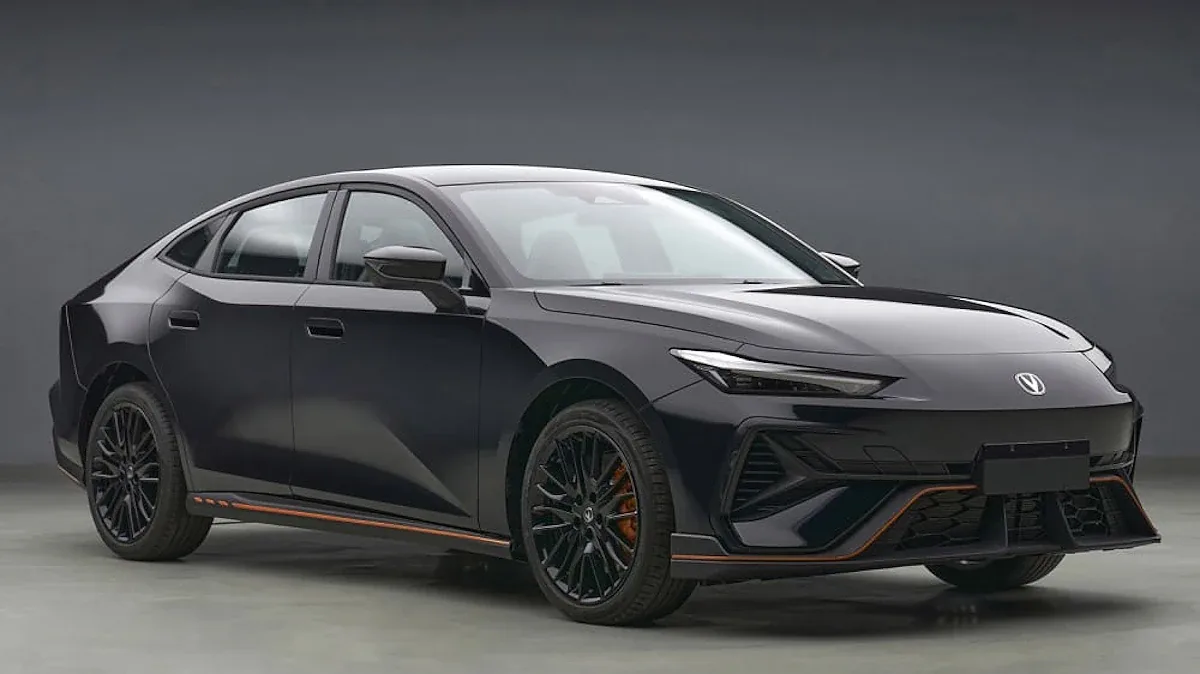 Changan Uni-V с новым дизайном и мотором появится в Казахстане