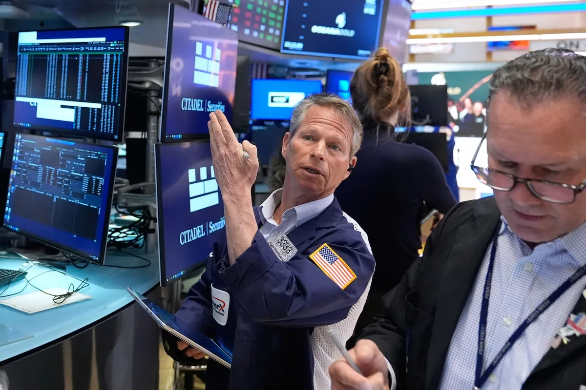 RTX Is Outperforming Everything. Is It Still the Smartest Buy Right Now?