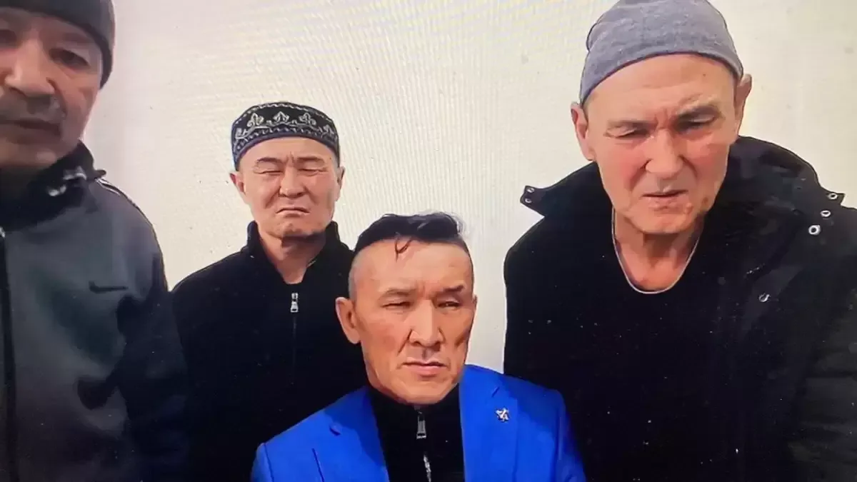 Кто они, участники антикитайской акции, которых обвиняют в «разжигании розни» после cожжения портрета Си?