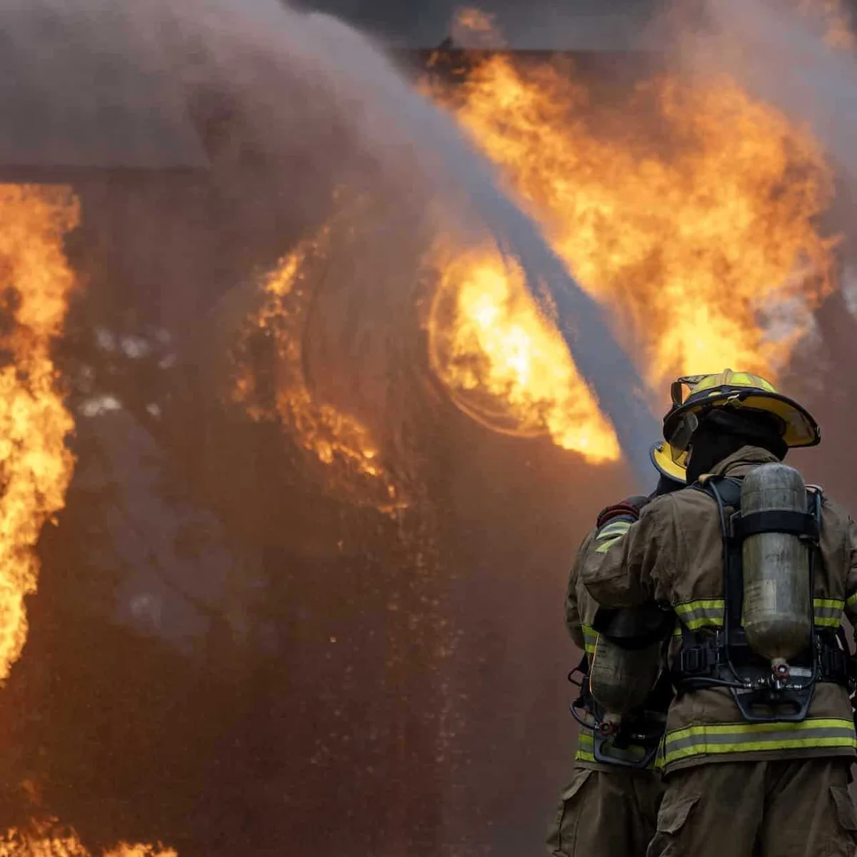 Врачи борются за жизнь пострадавшей при пожаре в Астане