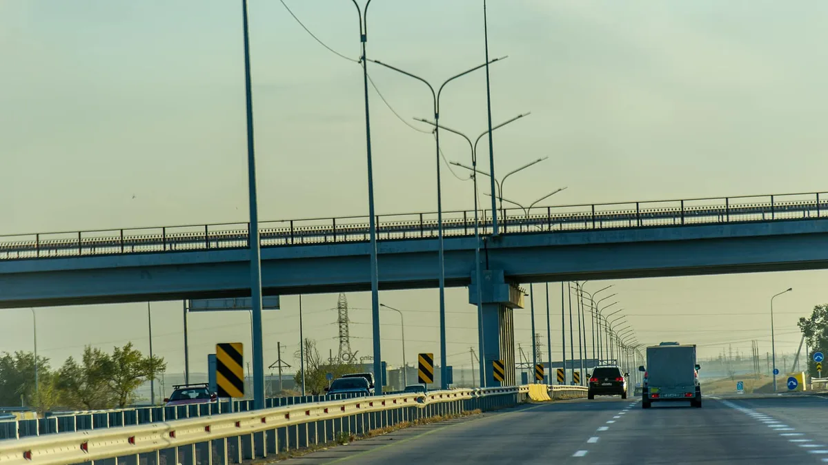 Расширение Талгарского тракта за 24 млрд тенге анонсировали в Алматы