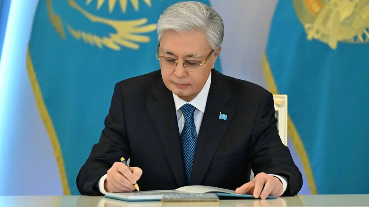 Токаев сменил послов Казахстана в Южной Корее и Мьянме