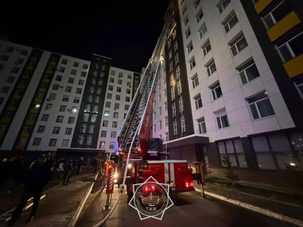 В Астане произошел еще один пожар, спасены три человека, из них двое детей
