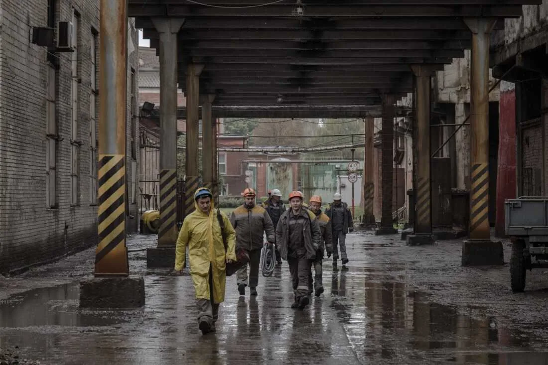 Streets Go Dark, Factories Close As Wartime Energy Crisis Bites - Radio Free Europe/Radio Liberty