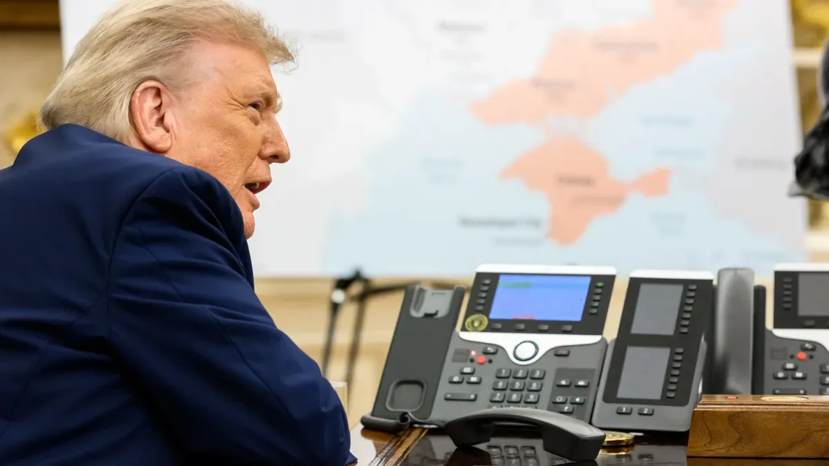 Трамп объявил о блокаде Ормузского пролива - Forbes.kz