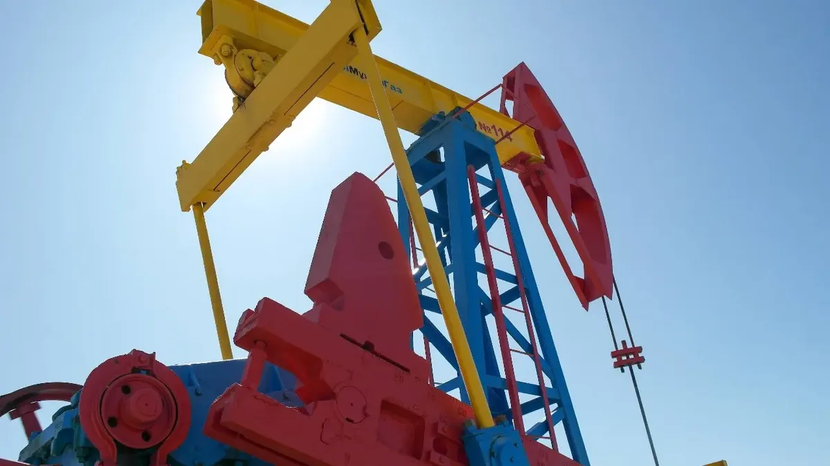 Казахстан сократил добычу и экспорт нефти на 20%