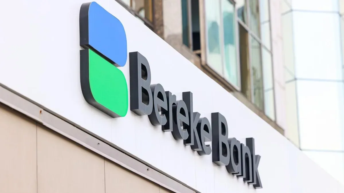 Fitch повысило прогноз по Bereke Bank до «Позитивного»