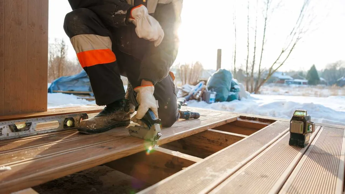 Компания экс-депутата заработала ему более $1 млн прибыли