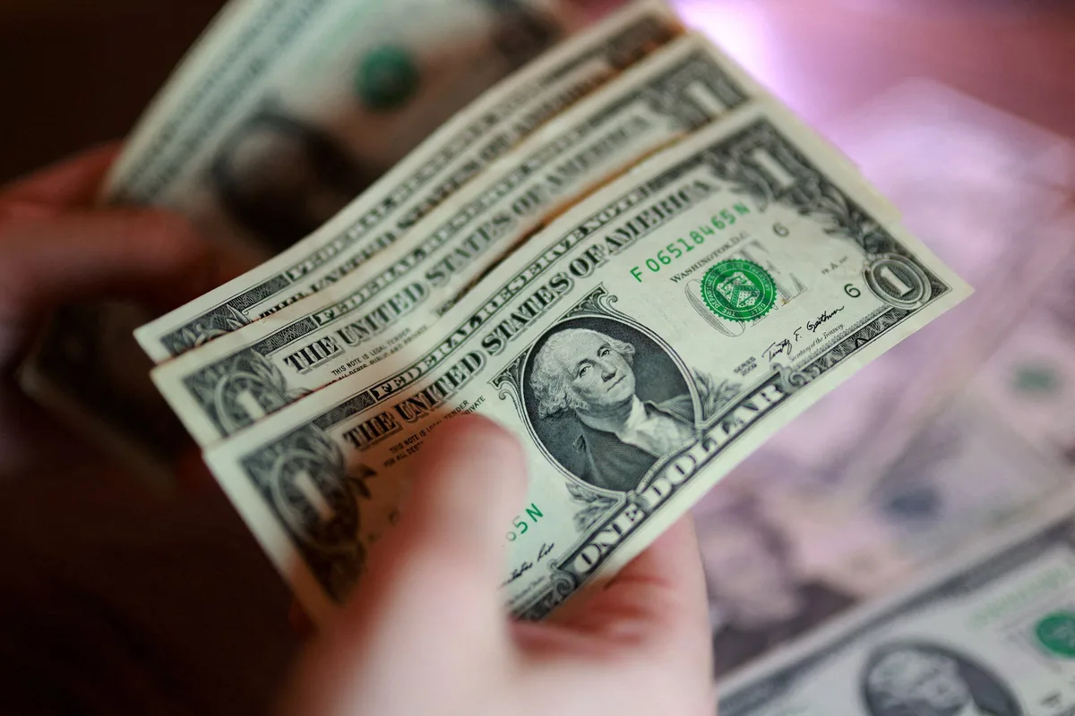 Dollar hangs near six-week lows as investors bet on Iran peace deal - Reuters