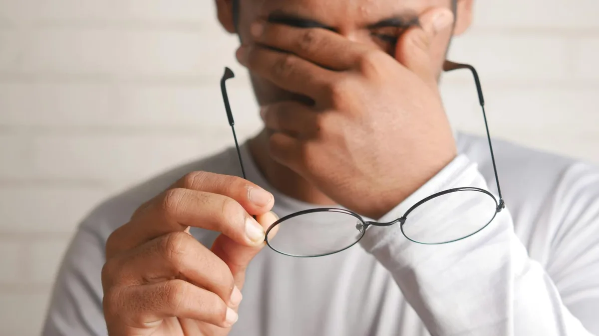 Загрязнение воздуха связано с усилением мигрени – показало исследование