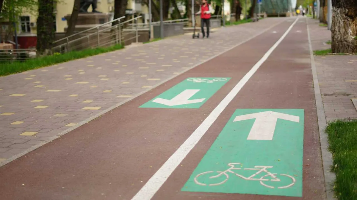 Алматинские велодорожки вызвали восторг у российского трэвел-блогера