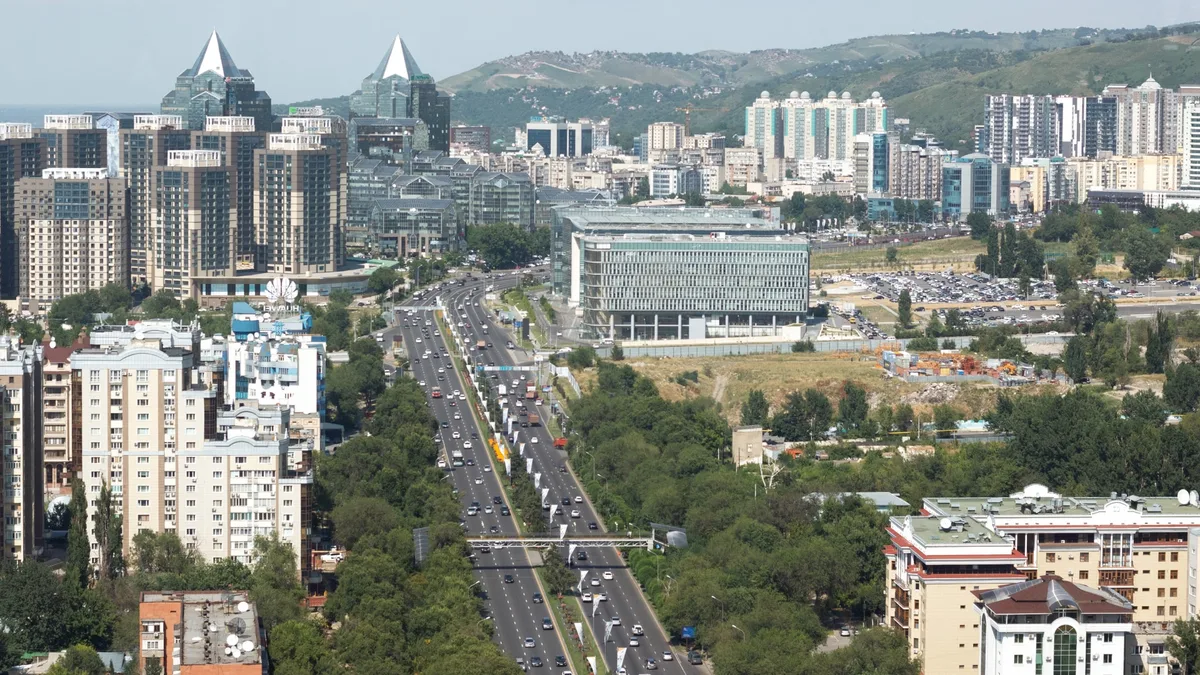 Сразу несколько улиц перекроют в Алматы для забега