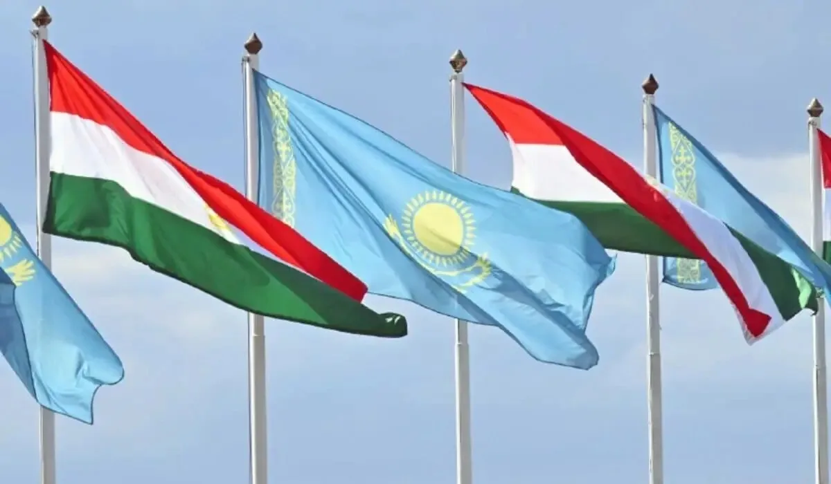 Парламент Казахстана ратифицировал договор с Таджикистаном о союзнических отношениях