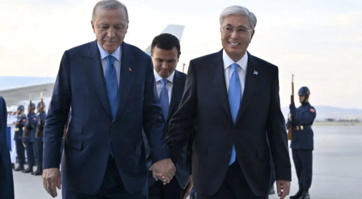 Эрдоган пригласил Токаева на форум в Анталье