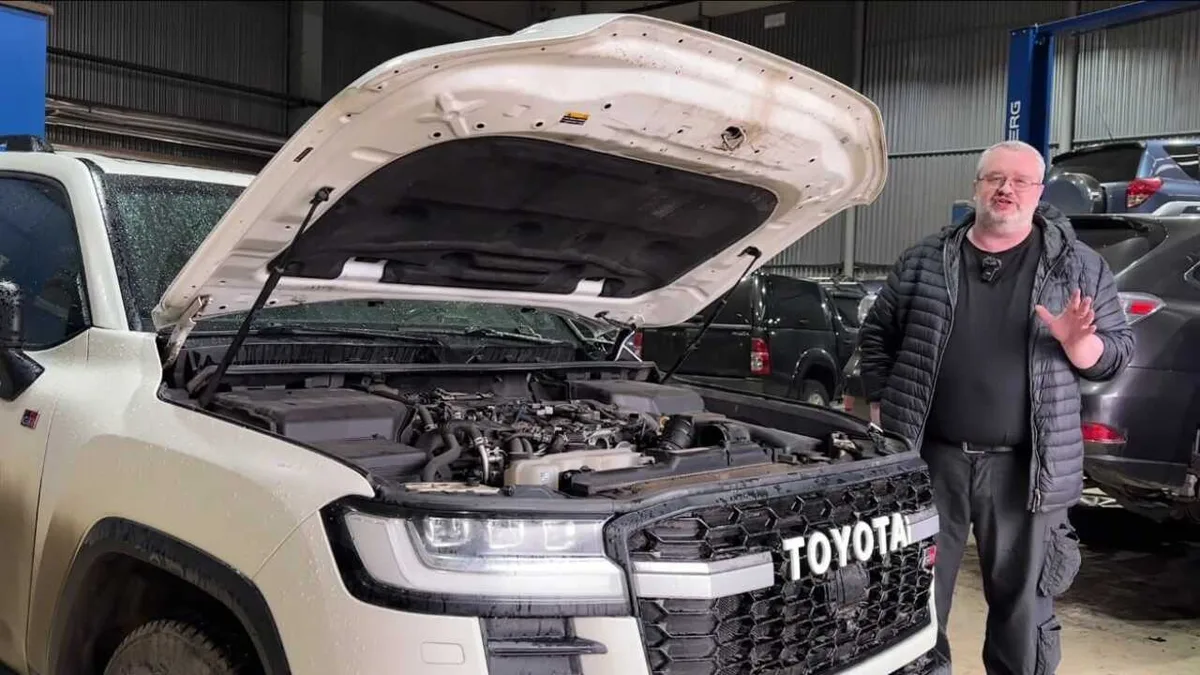 Автоэксперт обратился к Toyota с критикой Land Cruiser 300