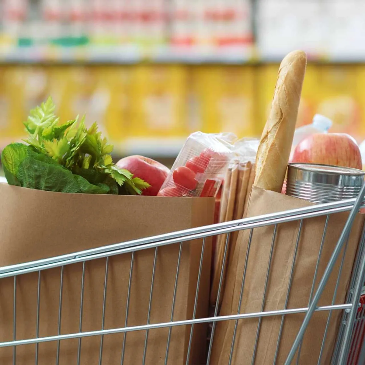 Продовольственные товары занимают все большую долю внутренней торговли