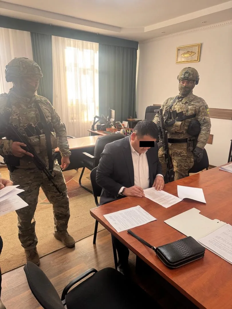 В Кыргызстане задержанного по делу о должностном преступлении главу нефтяной компании отпустили под подписку о невыезде