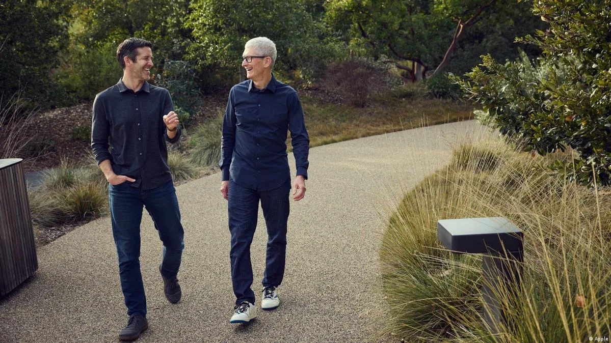 Apple назначает Джона Тернуса генеральным директором, заменяя Тима Кука
