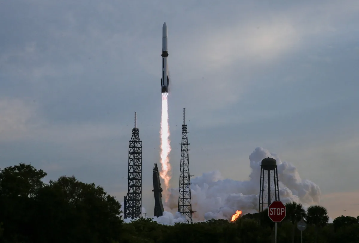 Blue Origin расследует отказ ракеты на фоне проверки контракта NASA