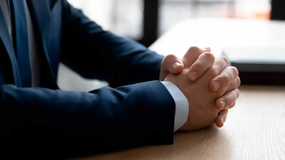 Топ-менеджеры Государственного кредитного бюро заработали более 200 млн тенге