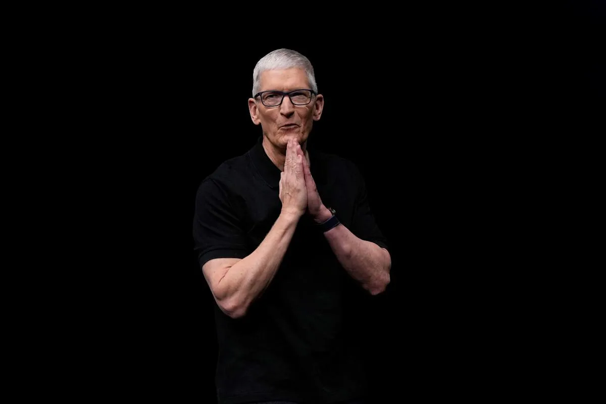 Apple назначает преемника Тима Кука на фоне ожидания доходов