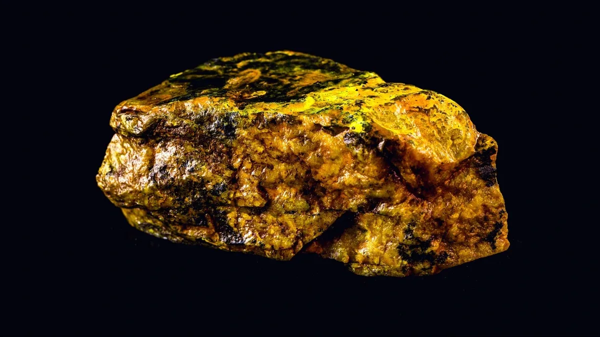 Kazakhstan jails six for attempted uranium smuggling