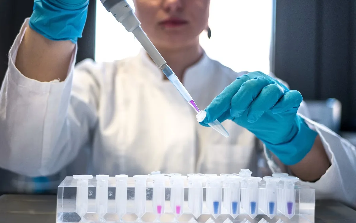 Kazakh women win €100,000 for AI cancer diagnostic tech