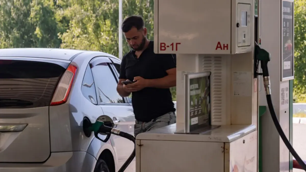Russian gas stations flood market as owners sell over 150 assets