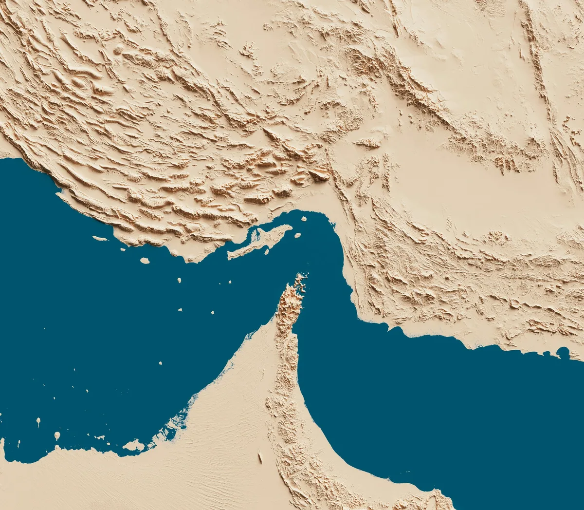 Idle ships in Strait of Hormuz risk global marine invasion, study warns