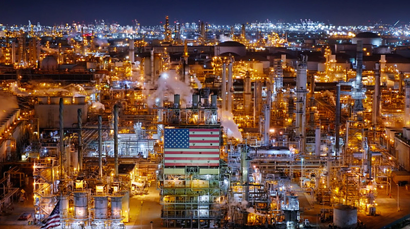 Стратегический нефтяной резерв США упал до 42% – минимум с 1983 года