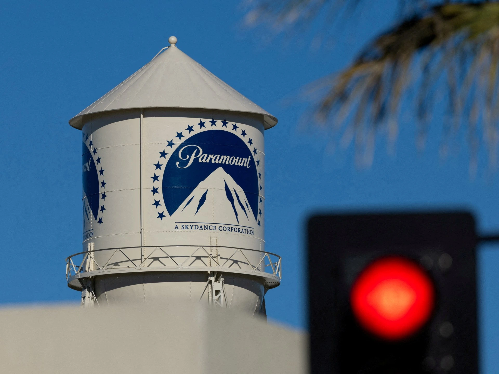 Paramount Skydance заявила, что продажа CNN возможна на фоне иска о слиянии на $110 млрд