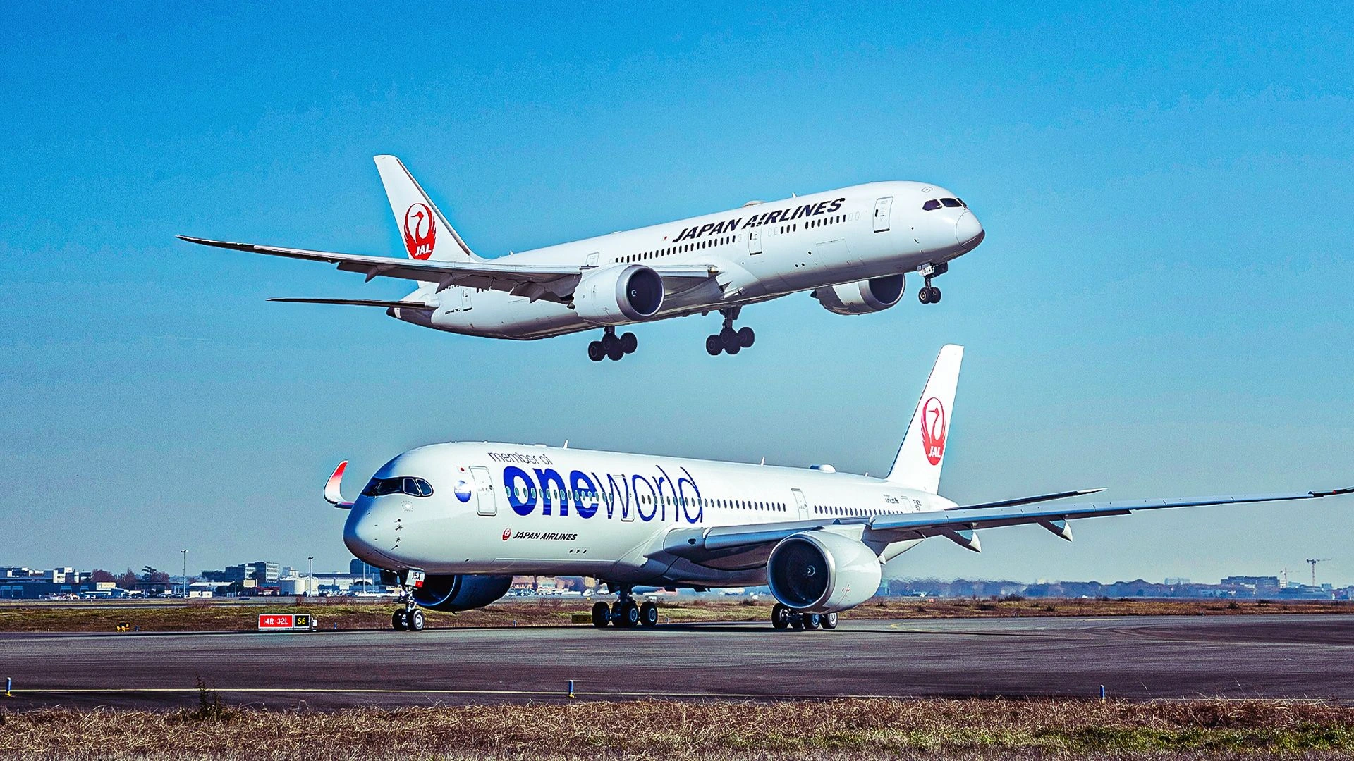 Boeing 787-9 экономичнее A350-900 по расходу топлива, но экономика зависит от компоновки салона