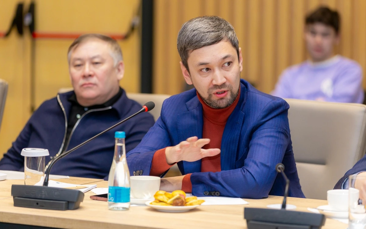 Глава Мясного союза Бактибаев прогнозирует стабильные или слегка сниженные оптовые цены на мясо этой осенью