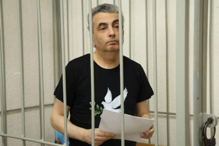 Псковский суд приговорил зампреда «Яблока» Шлосберга к 11 годам и 1 месяцу лишения свободы