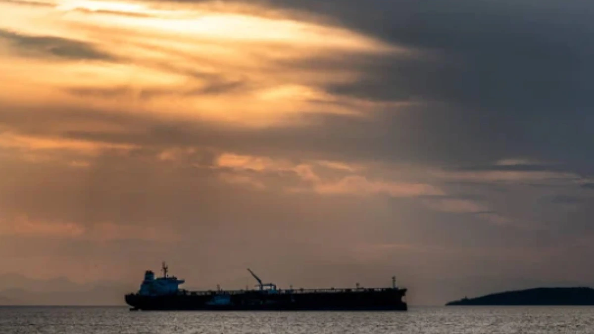 Axios сообщает, что США организовали скрытый маршрут нефти через Ормуз без согласия Ирана
