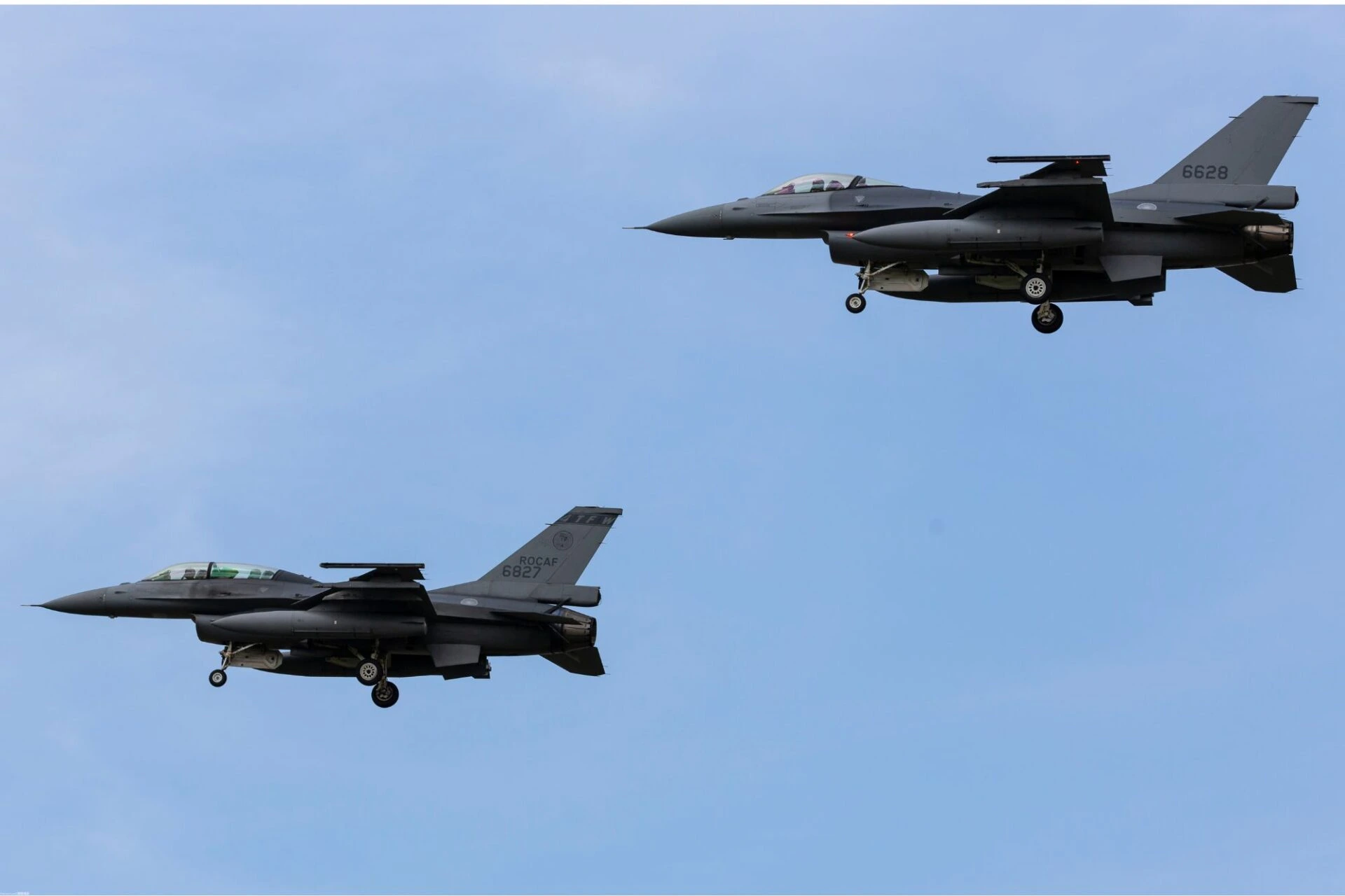Первые тайваньские F-16V Block 70 вылетели из США на Тайвань